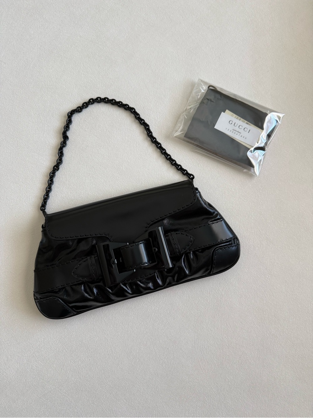 Gucci Black Patent Leather Dialux Queen Shoulder Bag